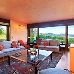 Stylish & Spectacular Views! - La Rocca Villa